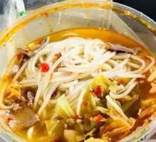 Sour Radish Duck Hot Pot Rice Noodles