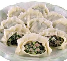 Steamed Chive and Pork Dumplings