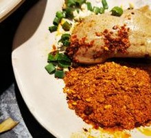 Sliced Pork Kidney with Big Knife