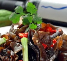 One Braised Black Wood Ear