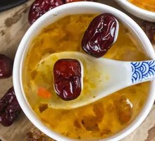 Red Date and Tremella Soup