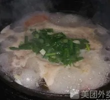 Three Delicacies Hot Pot Rice Noodles