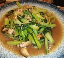 Thai-style Tender Bok Choy Stir-fry with Oyster Sauce