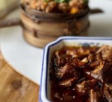 Braised Lamb Ribs with Rice Noodles