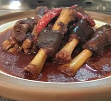 Spicy Lamb Trotters