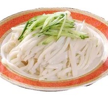 Bamboo-Scented Cold Noodles
