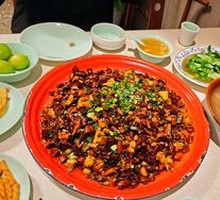 Gele Mountain Spicy Chicken