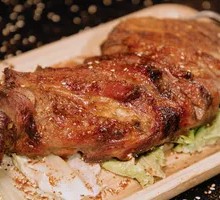 Roasted Lamb Leg