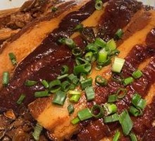 Braised pork with glutinous rice