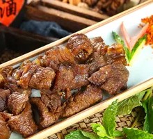 Braised Beef Tendon with Noodles
