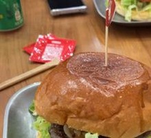 Caramelized Onion Beef Burger