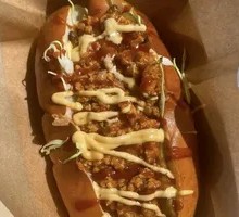 Dirty Meat Sauce Hot Dog