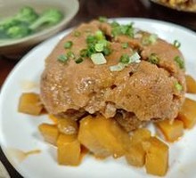 Steamed Pork Ribs with Rice Flour