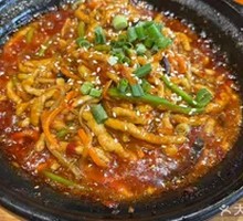 Fish-Flavored Shredded Pork in Clay Pot