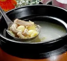 Bitter Bamboo Shoot and Pig Stomach Soup