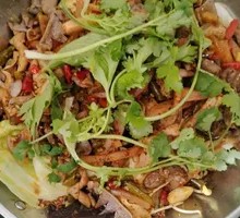 Dry Pot Chicken Offal Medium Pot