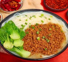Braised Pork Cubes in Pot