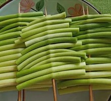 Garlic Shoots