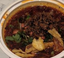 Seaweed and Mixed Sauce Sour Spicy Noodles