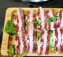 Freshly Sliced Tender Beef