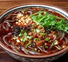 Dry-Mixed Sauce Spicy Rice Noodles