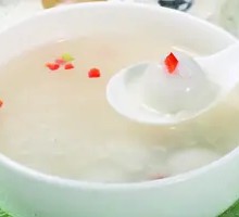 Glutinous Rice Balls in Fermented Rice Soup