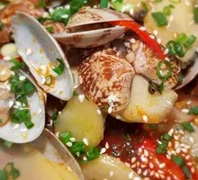 Village Chief's Secret-Recipe Clams