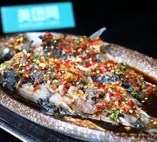 Cold-mixed crucian carp