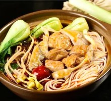 肥肠砂锅米线