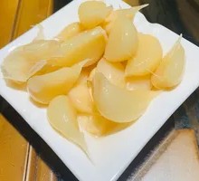 Sweet Pickled Garlic