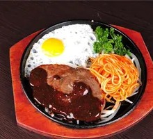 Black Pepper Steak with Pasta