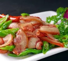 Stir-Fried Bell Pepper with Pork Tongue