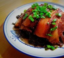 Braised pork with glutinous rice