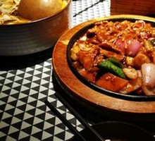 Black Pepper Mongolian Beef