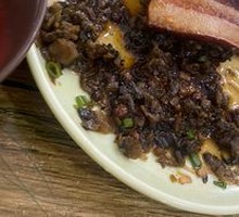 Braised pork with glutinous rice