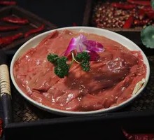 Sliced Pork Kidney with Big Knife