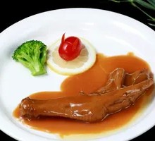 Braised Goose Feet with Soy Sauce and Kidney Beans