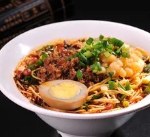 Spicy Broad Noodles with Pea Paste