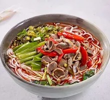 Spicy Pickled Pepper Chicken Offal Rice Noodles