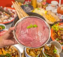 Sliced Pork Kidney with Big Knife