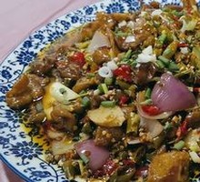 Spicy Pepper Pork Intestines