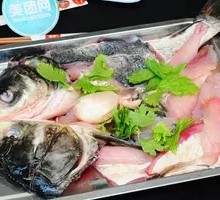 White Crucian Carp with Two Side Dishes