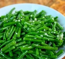Cold-Pressed Green Beans