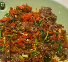 Pickled Pepper Stir-fried Beef Short Plate