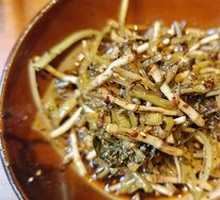 Spicy Pickled Mustard Stem with Water Celery
