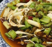 Sichuan-style Pickled Pepper Beef Tripe
