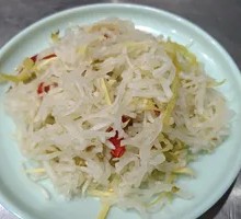 Crisp Radish Strips