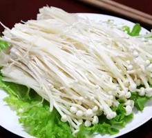 Garlic Stir-fried Enoki Mushrooms