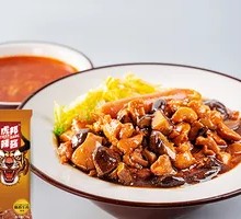 Braised Chicken with Mushrooms Rice