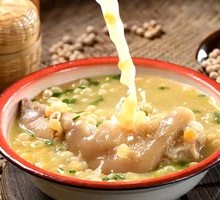 Braised Pig's Trotter with Fava Beans